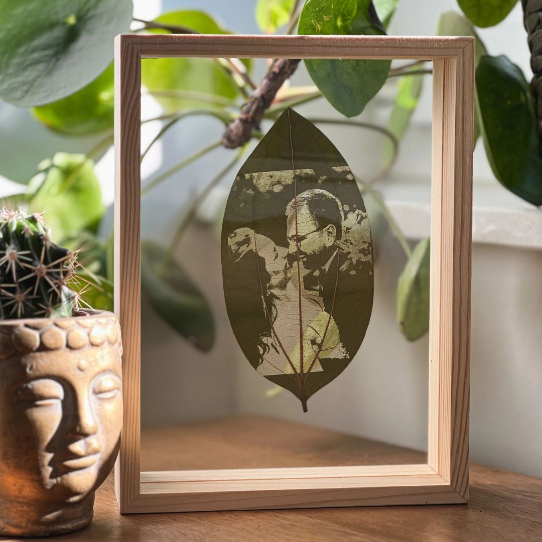 Personalized Photo Leaf Engraving