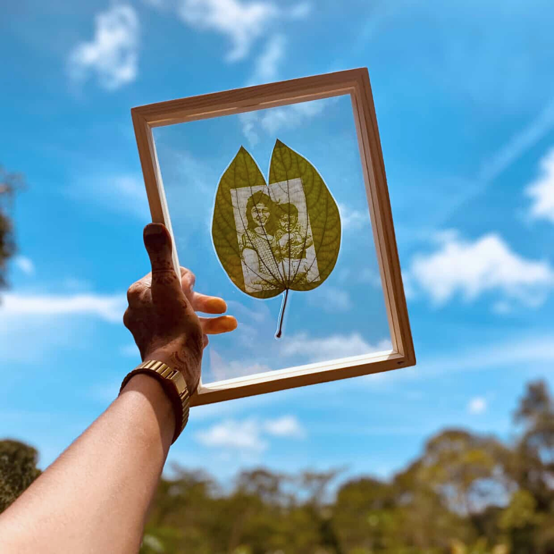Personalized Photo Leaf Engraving