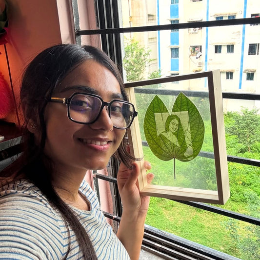 Personalized Photo Leaf Engraving